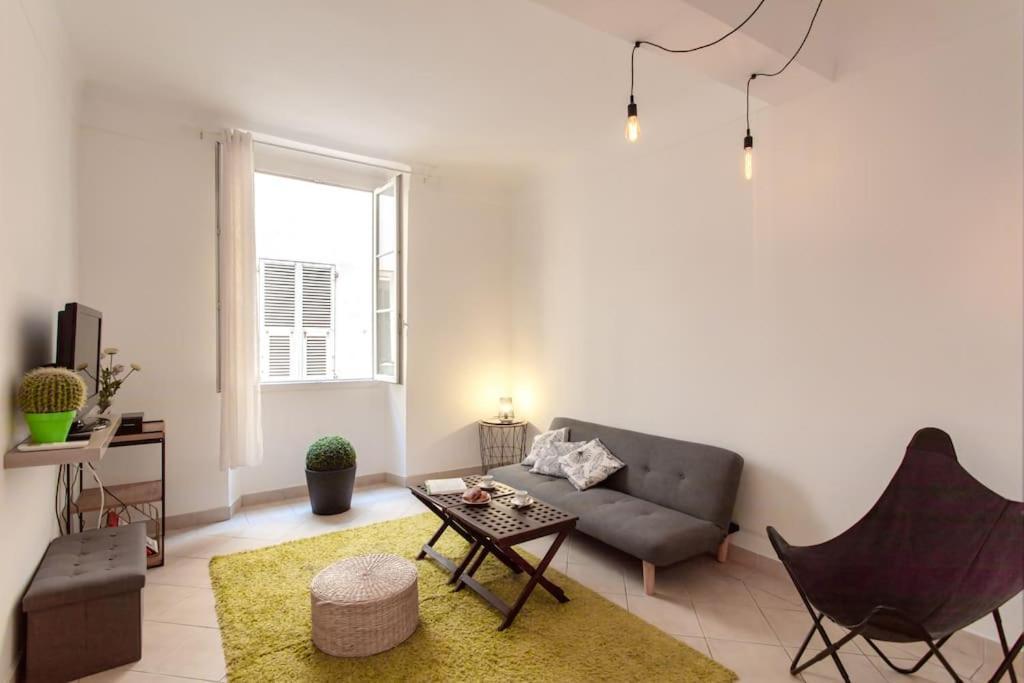 L23 Rossetti Old Town 3 Min To The Sea/Ac & Wifi Apartment Nice Bagian luar foto